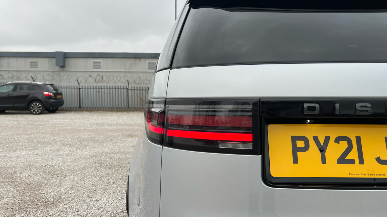 Land Rover Discovery 3.0 D250 R-Dynamic S 5dr Auto Diesel Station Wagon